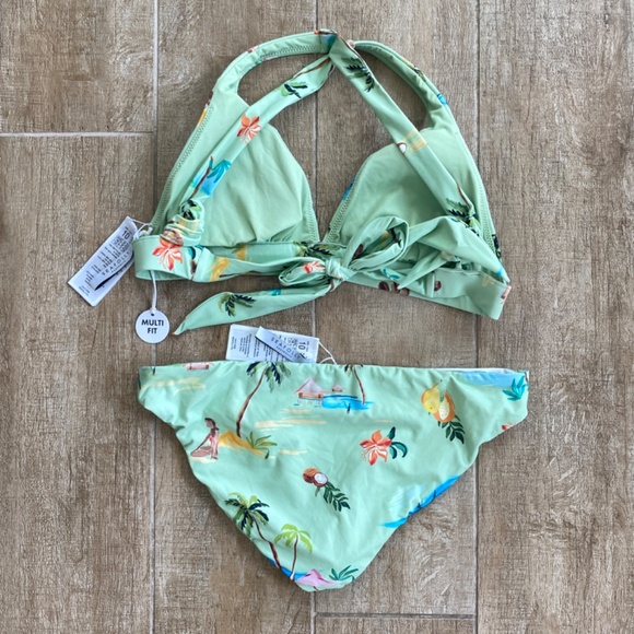 Seafolly Isla Palm Multi Fit Triangle Bikini Top and Reversible Hipster Bottom - Picture 3 of 8